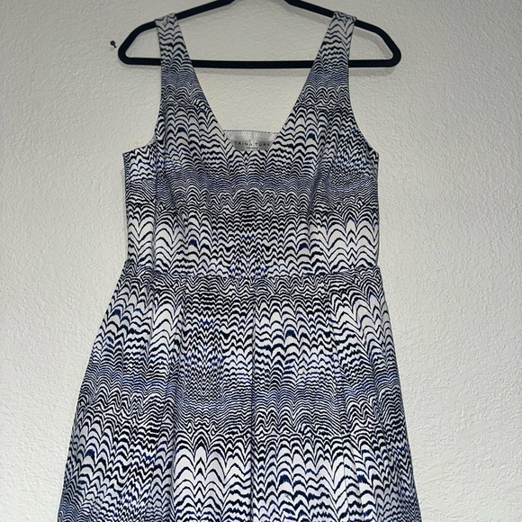Trina Turk | Abstract Dress size 10 NWT - Picture 2 of 5